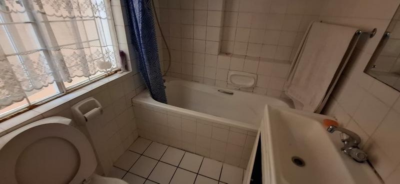 1 Bedroom Property for Sale in Fish Hoek Western Cape